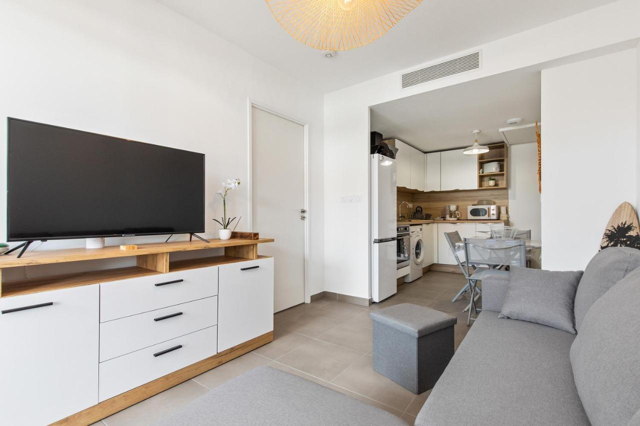 Le Corinthe - Appt Classe 3 Etoiles Et Climatise Marseillan  Bagian luar foto
