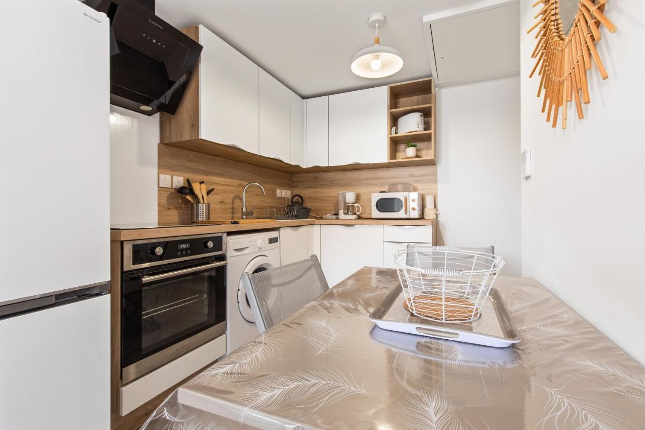 Le Corinthe - Appt Classe 3 Etoiles Et Climatise Marseillan  Bagian luar foto